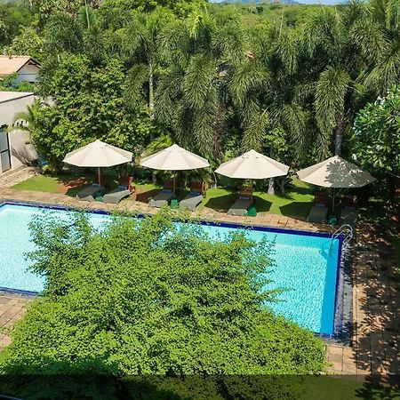 Lavendish Okrin Hotel Kataragama Kültér fotó