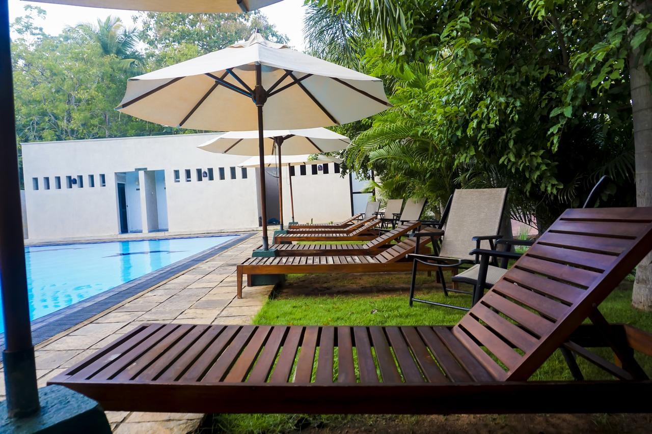 Lavendish Okrin Hotel Kataragama Kültér fotó