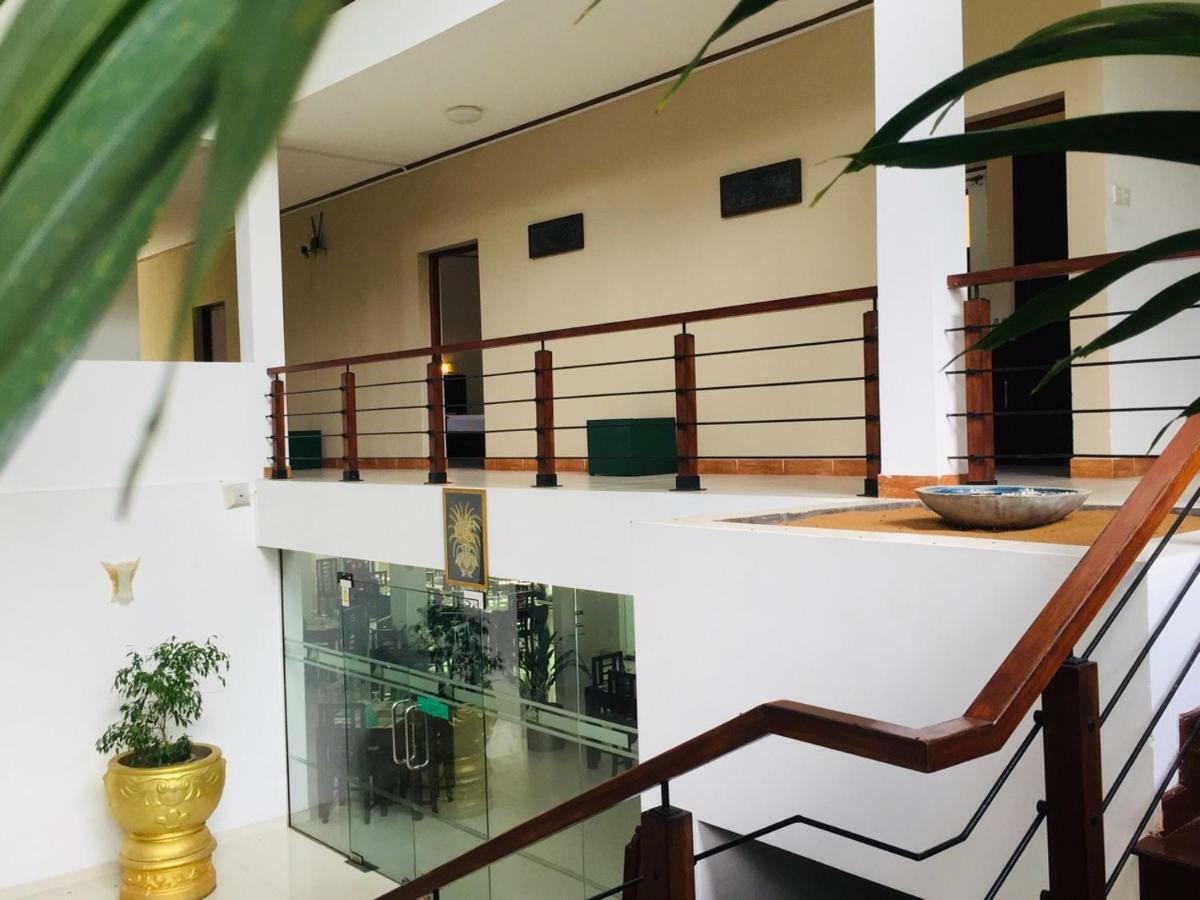 Lavendish Okrin Hotel Kataragama Kültér fotó